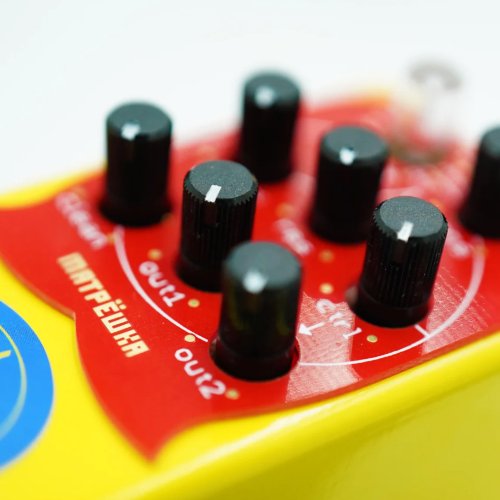  Bananana Effects Matryoshka Bass Synth: Pedal Review